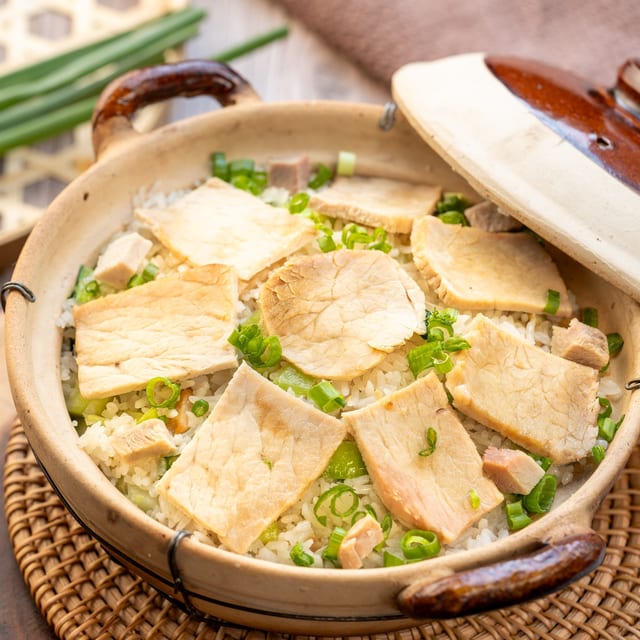 Chinese Ham With Bok Choy Rice Clay Pot.