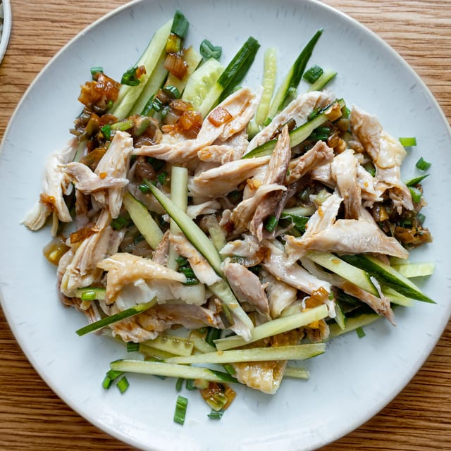 Garlic Hand Shredded Chicken With Pork Belly.