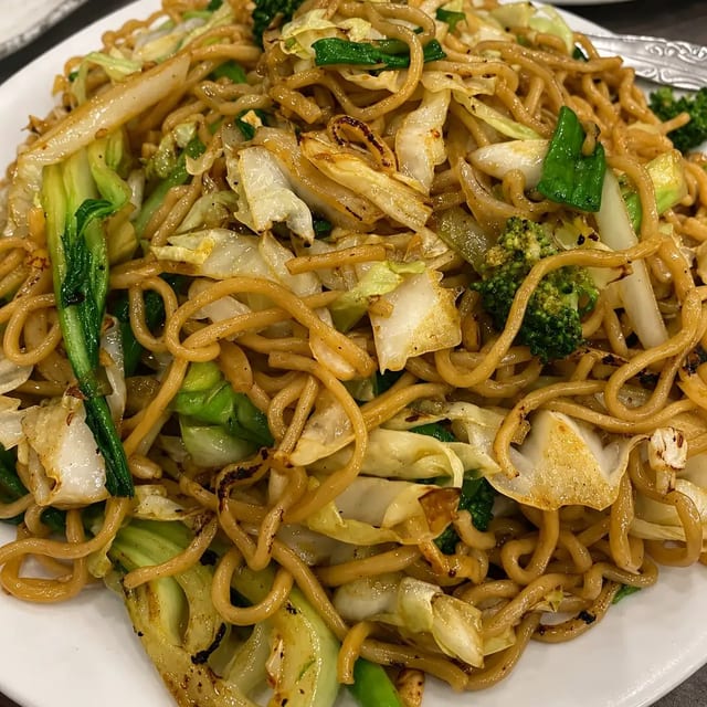 Vegetarian Chow Mein.